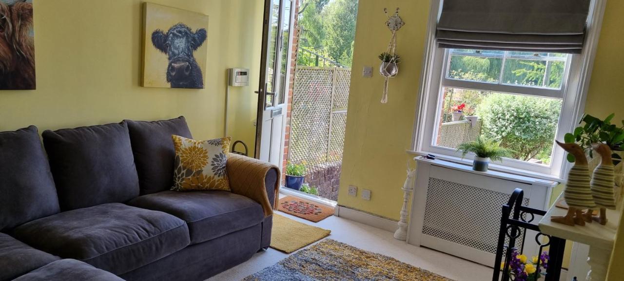 ウィンチェスター Millstream Houseヴィラ エクステリア 写真